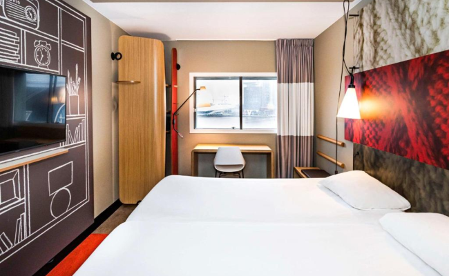 ibis Amsterdam Centre