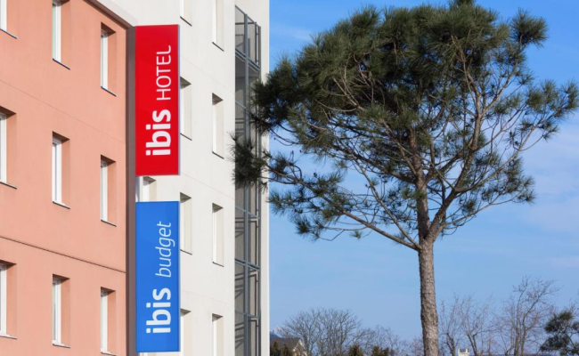 Ibis Orly Chevilly Tram 7