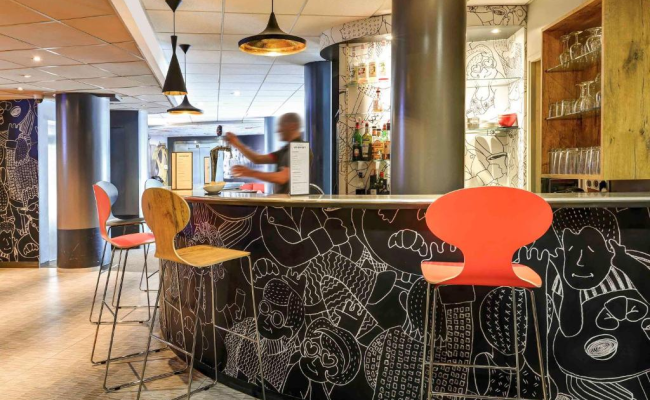Ibis Orly Chevilly Tram 7