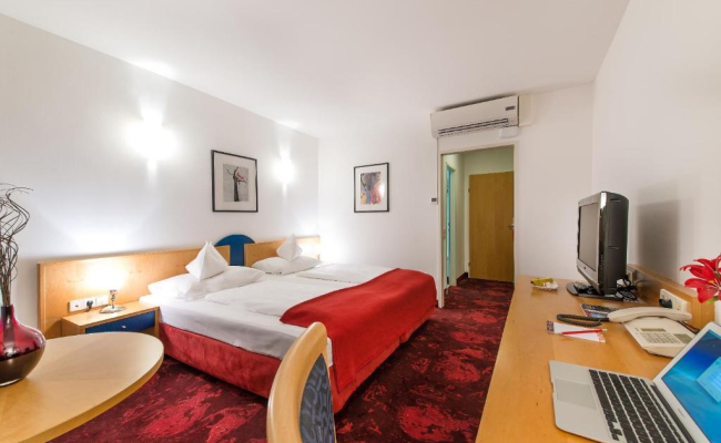 Hotel Boltzmann