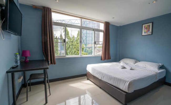 The Little Pig Sukhumvit