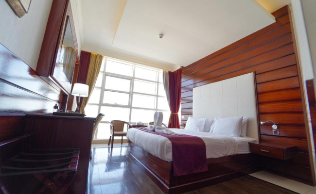 Queen Palace Hotel