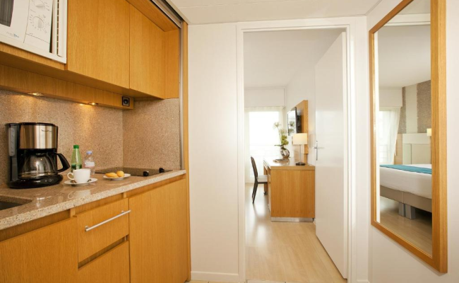 Residhome Courbevoie La Défense
