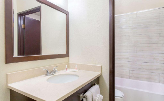Travelodge by Wyndham Las Vegas Airport Near The Strip