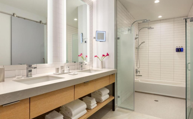 The Viv Hotel, Anaheim, a Tribute Portfolio Hotel