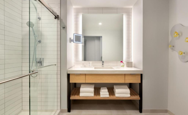 The Viv Hotel, Anaheim, a Tribute Portfolio Hotel