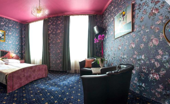 Hotel Urania