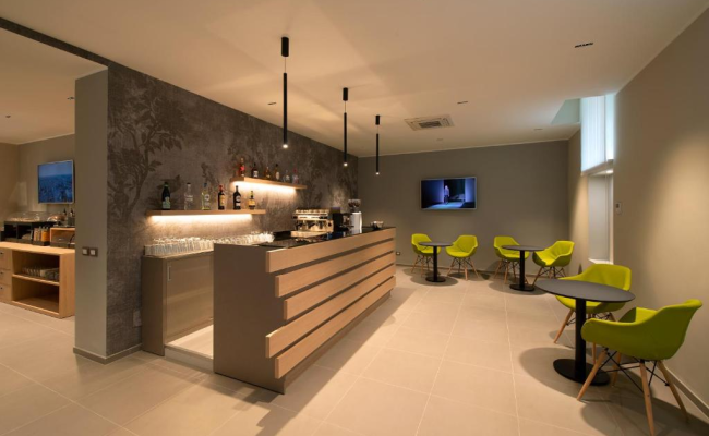 Hotel H21