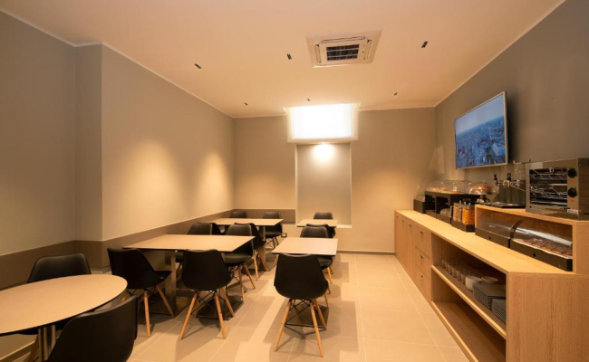 Hotel H21