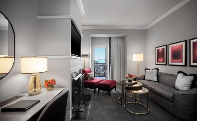 Waldorf Astoria Chicago