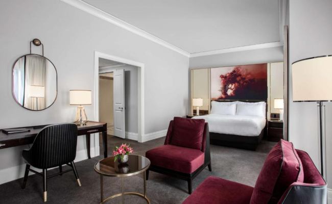 Waldorf Astoria Chicago