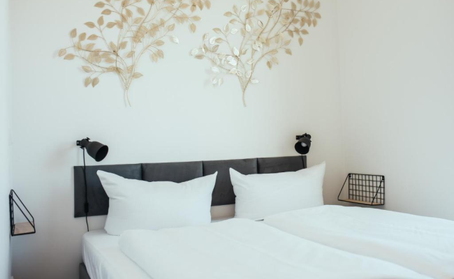 The Rix Studios & Suites near SBahn Neukölln