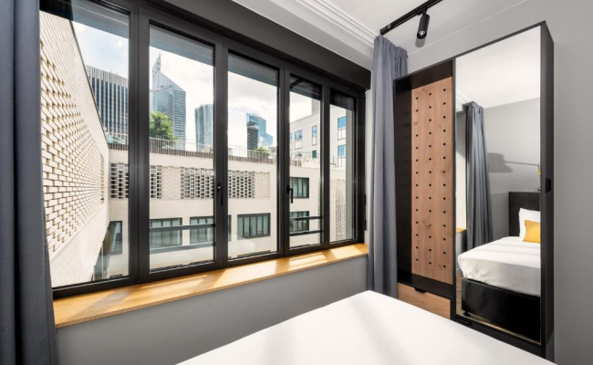Staycity Aparthotels Paris La Defense