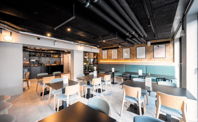 Staycity Aparthotels Paris La Defense