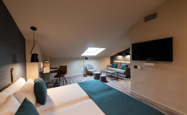 Atenea Rekord Suites