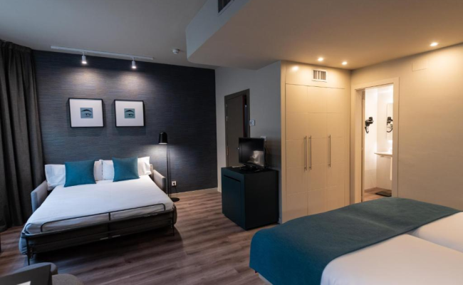 Atenea Rekord Suites