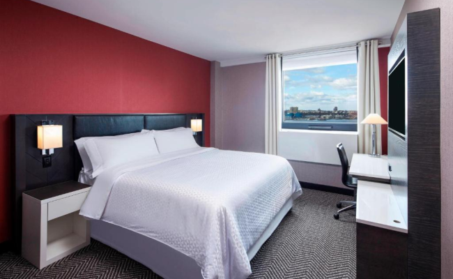 Four Points by Sheraton Manhattan Midtown West