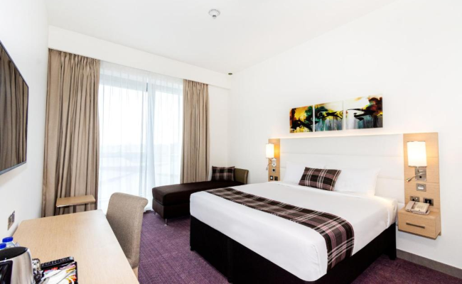Premier Inn Dubai Dragon Mart