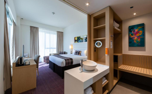 Premier Inn Dubai Dragon Mart