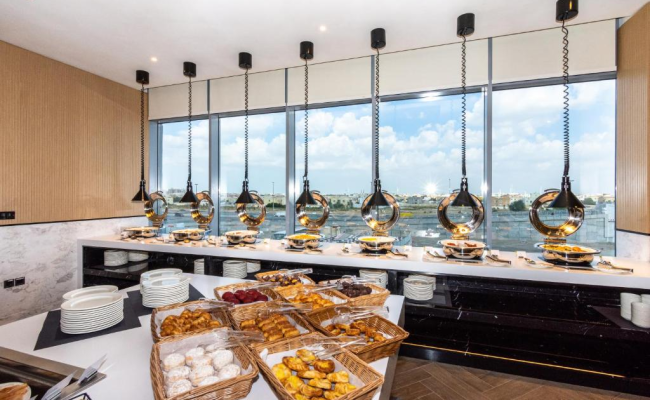Premier Inn Dubai Dragon Mart
