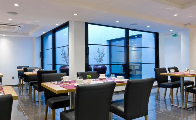 Simon's Boutique Hotel