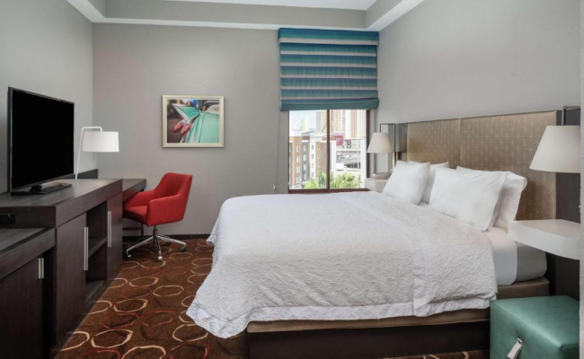 Hampton Inn Tropicana