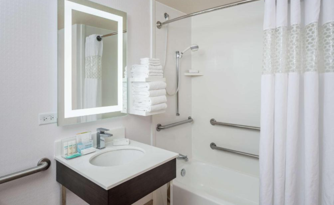 Hampton Inn Tropicana
