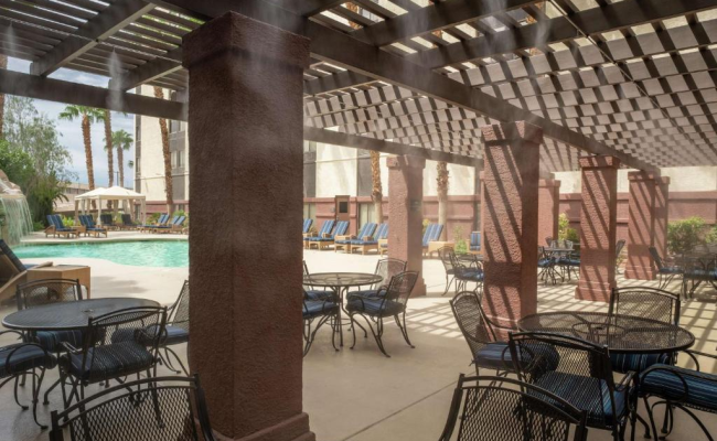 Hampton Inn Tropicana