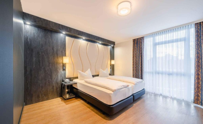 PLAZA Inn Köln Pulheim