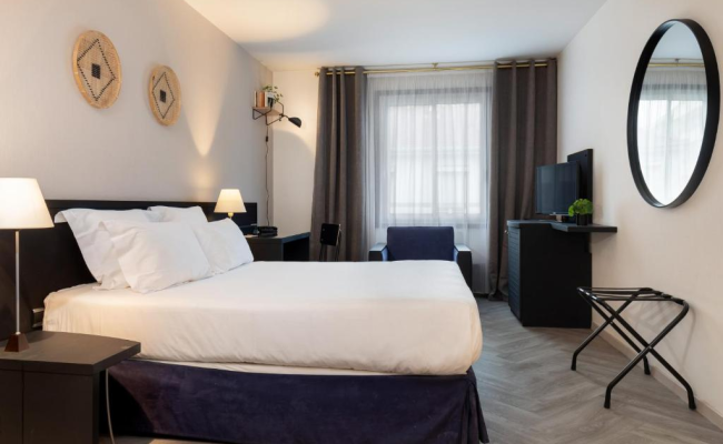 Hôtel Chromatics & Restaurant Hill Club by HappyCulture