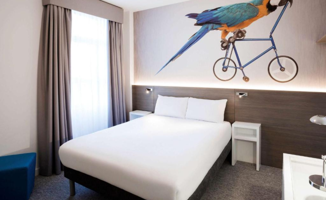 Heeton Concept Hotel - Kensington London