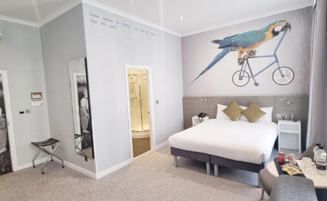 Heeton Concept Hotel - Kensington London
