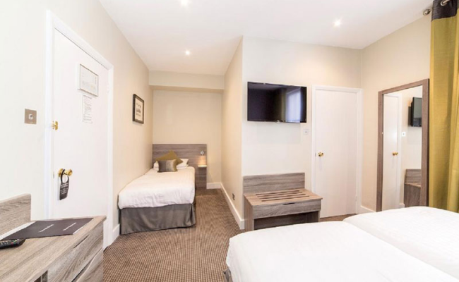 Phoenix Hotel