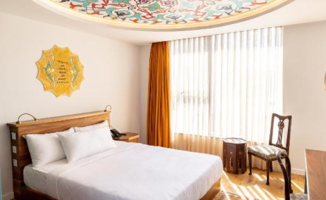 Limehouse Library Hotel