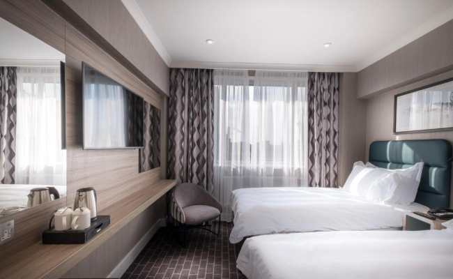 City Sleeper at Royal National Hotel