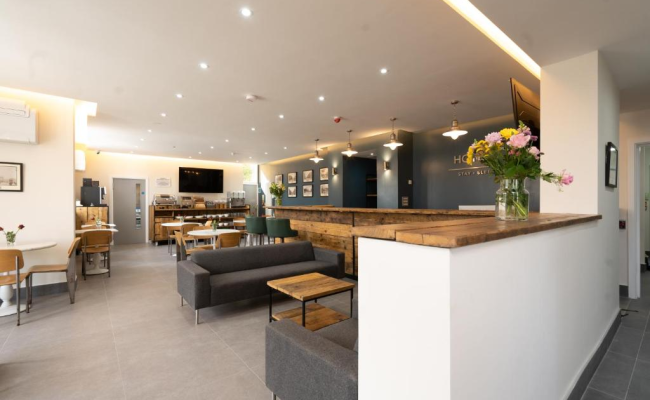 Hotel DC, Stratford
