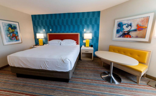 Howard Johnson by Wyndham Anaheim Hotel & Water Playground