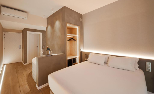 Barcelona Century Hotel