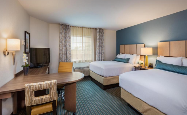 Candlewood Suites Anaheim - Resort Area, an IHG Hotel