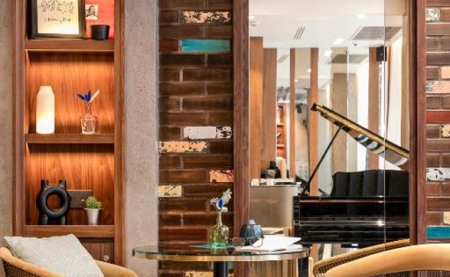 CARD Hotel