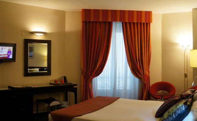Holiday Villa Lafayette Paris