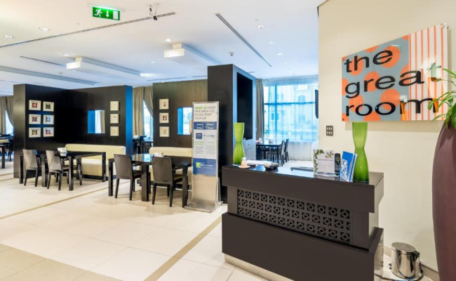 Holiday Inn Express Dubai Internet City, an IHG Hotel