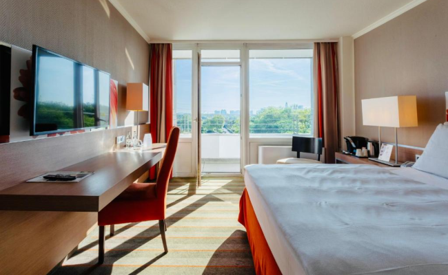 SOALTEE Hotel by Trip Inn Frankfurt Messe Tagungshotel