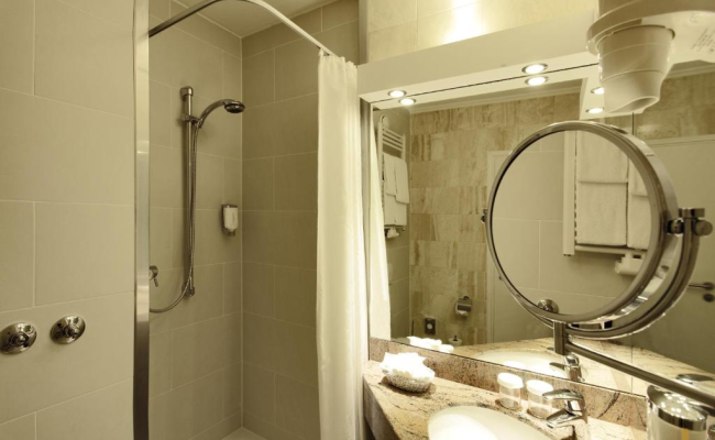 SOALTEE Hotel by Trip Inn Frankfurt Messe Tagungshotel