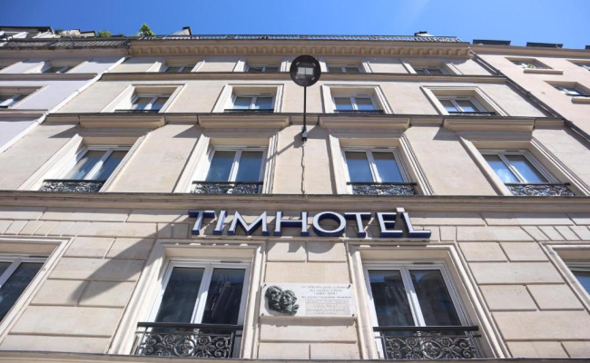 Timhotel Le Louvre