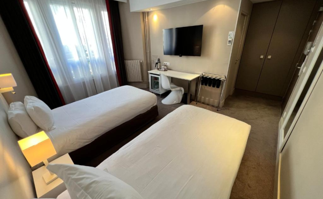 Holiday Inn Paris-Auteuil, an IHG Hotel