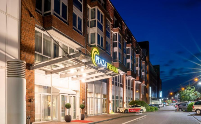 PLAZA Premium Koln