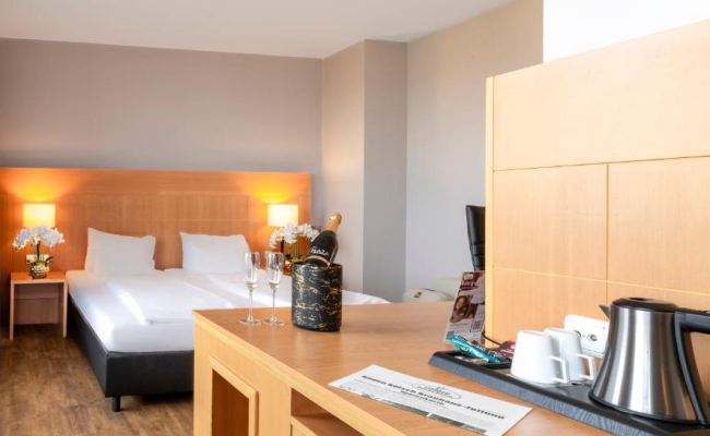 PLAZA Premium Koln
