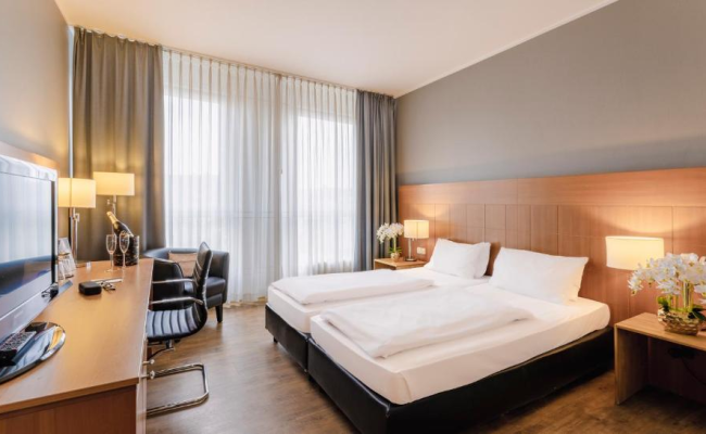 PLAZA Premium Koln