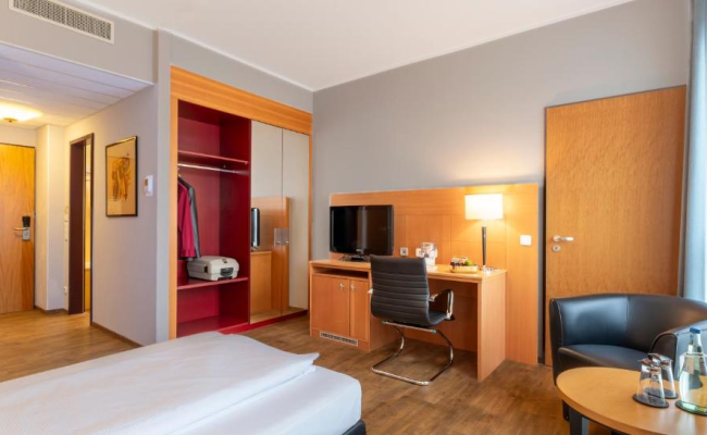 PLAZA Premium Koln